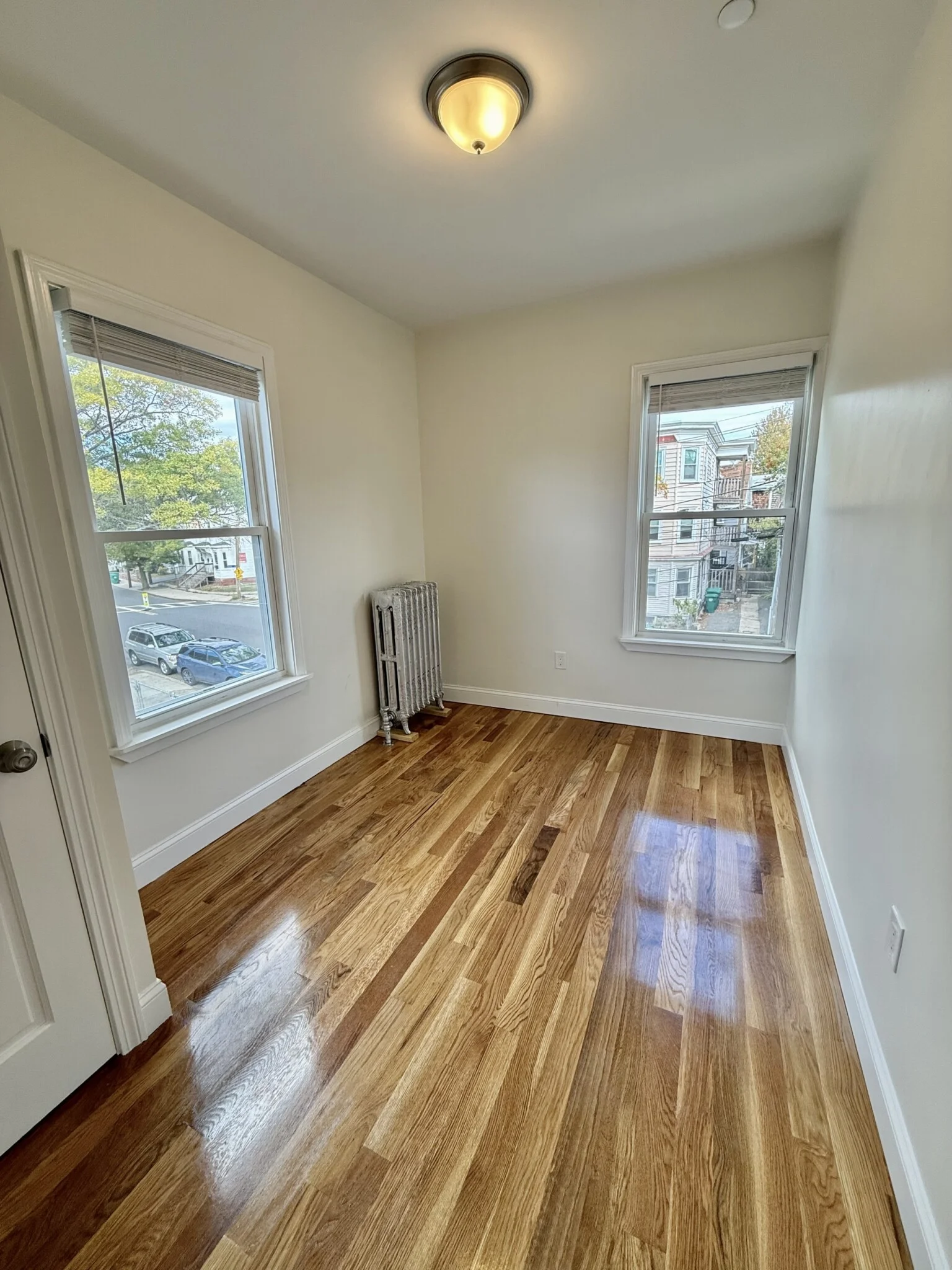 5 bed, 2 bath apartment for rent at 124 Chestnut St Unit 2, Lynn — photo 9 of 13