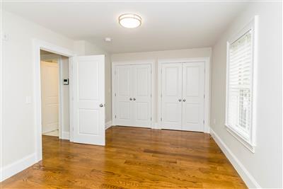4 bed, 2 bath apartment for rent at 124 Columbia St Unit 2, The Port — photo 14 of 17