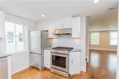 4 bed, 2 bath apartment for rent at 124 Columbia St Unit 2, The Port