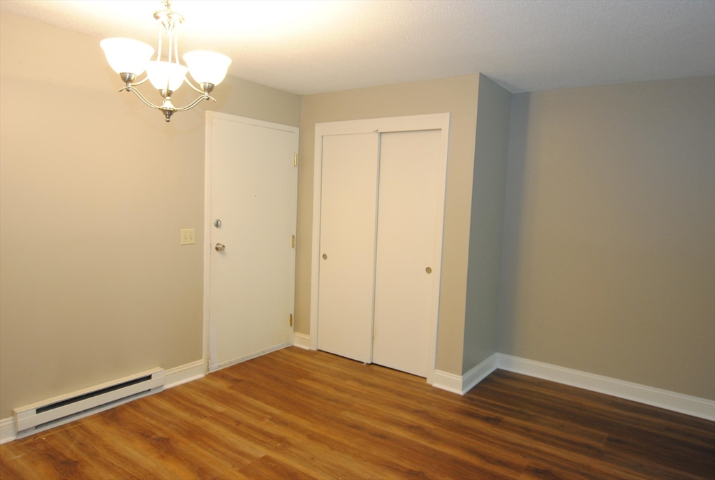 2 bed, 1 bath apartment for rent at 124 Eastern Ave Unit 11, Manchester — photo 4 of 9