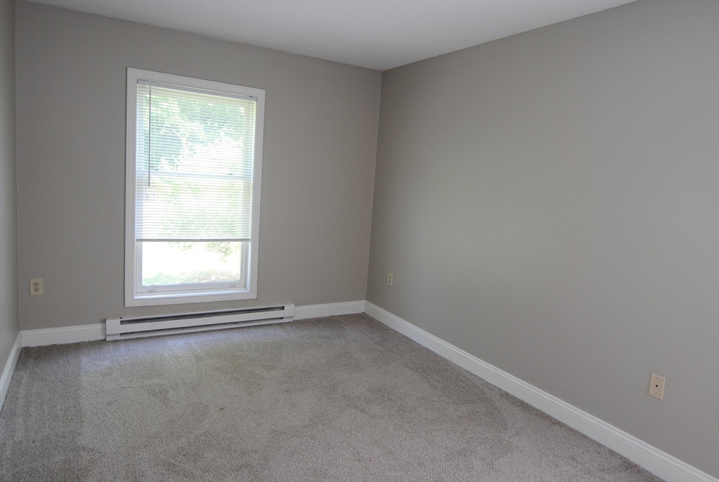 2 bed, 1 bath apartment for rent at 124 Eastern Ave Unit 11, Manchester — photo 8 of 9