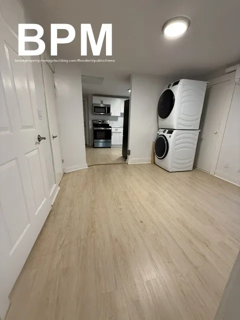 1 bed, 1 bath apartment for rent at 124 Felton St Unit 1, Banks Square — photo 4 of 6