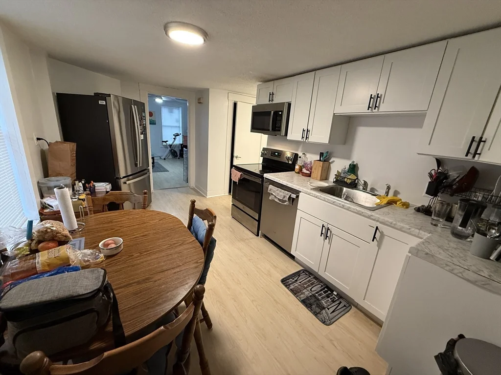 1 bed, 1 bath apartment for rent at 124 Felton St Unit 2, Waltham — photo 5 of 14