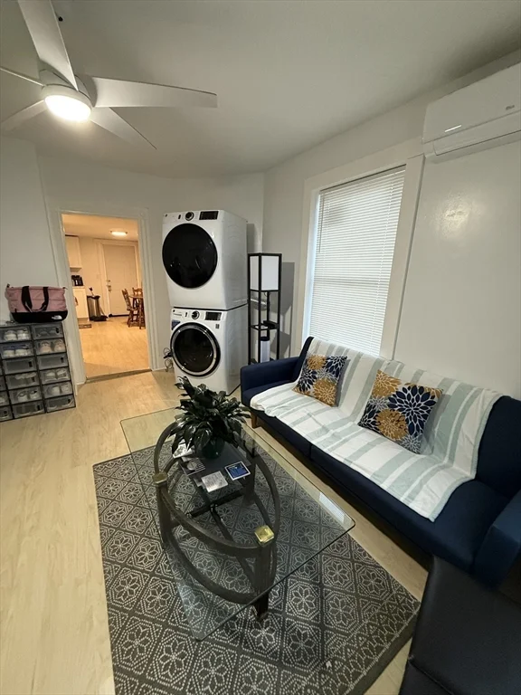 1 bed, 1 bath apartment for rent at 124 Felton St Unit 2, Waltham — photo 3 of 14