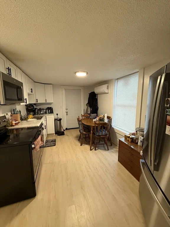 1 bed, 1 bath apartment for rent at 124 Felton St Unit 2, Waltham — photo 6 of 14