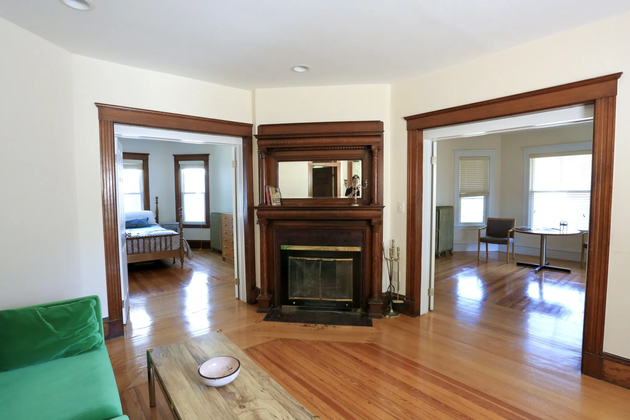 3 bed, 2 bath apartment for rent at 124 Forest St Unit 1d, Medford — photo 5 of 8
