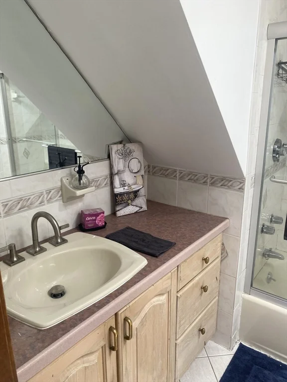 2 bed, 1 bath apartment for rent at 124 Gardiner Rd Unit CH, Quincy — photo 15 of 21