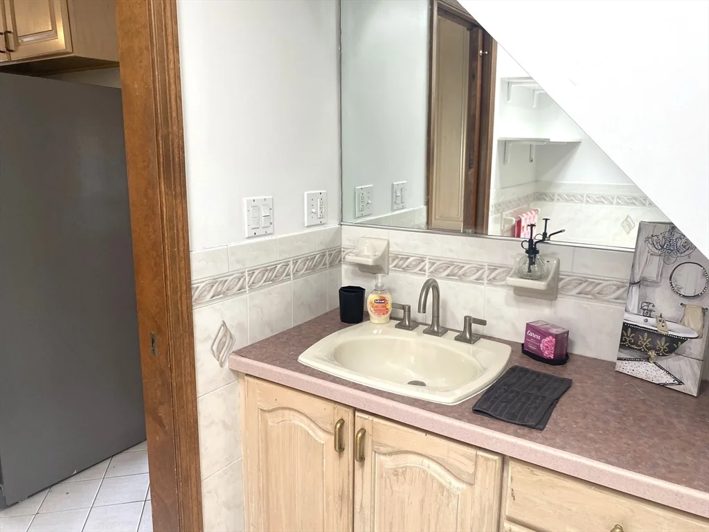 2 bed, 1 bath apartment for rent at 124 Gardiner Rd Unit CH, Quincy — photo 13 of 21
