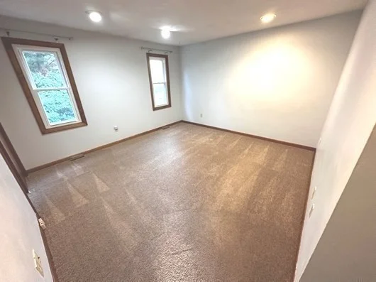 4 bed, 3 bath apartment for rent at 124 Hampton Rd Unit -, Sharon — photo 20 of 29