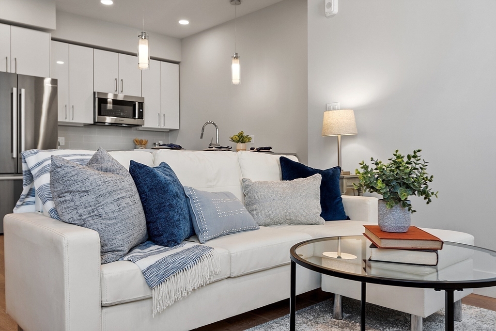 Studio bed, 1 bath apartment for rent at 124 Highland Ave Unit 101, Spring Hill — photo 10 of 18