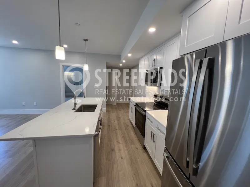 4 bed, 3 bath apartment for rent at 124 Kenrick St Unit 5, Brighton — photo 2 of 33