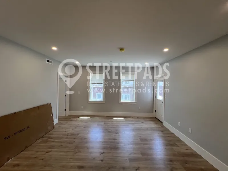4 bed, 3 bath apartment for rent at 124 Kenrick St Unit 5, Brighton — photo 5 of 33