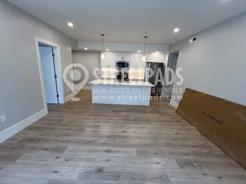 4 bed, 3 bath apartment for rent at 124 Kenrick St Unit 5, Brighton — photo 7 of 33