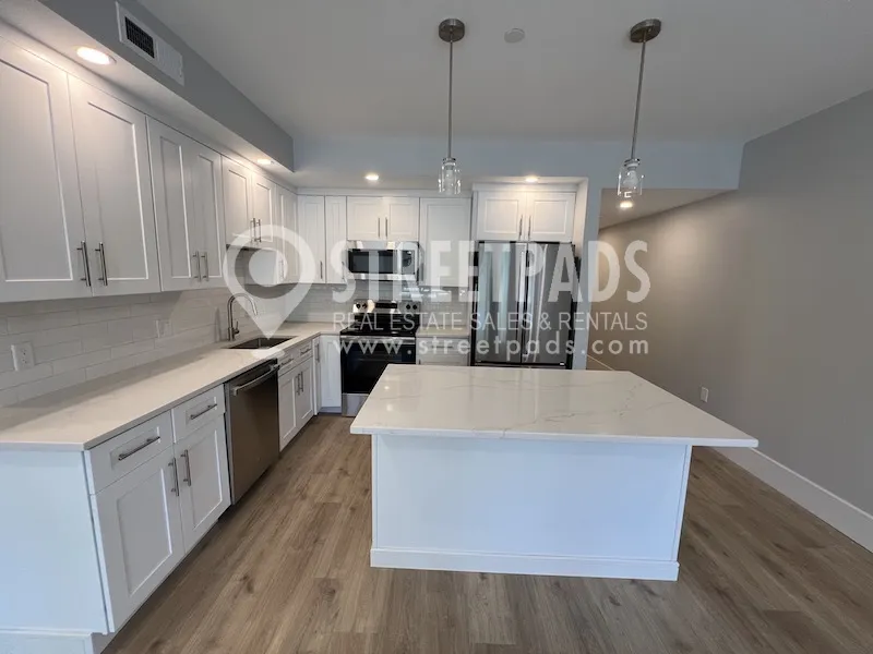 2 bed, 2 bath apartment for rent at 124 Kenrick St Unit 7, Brighton — photo 1 of 21