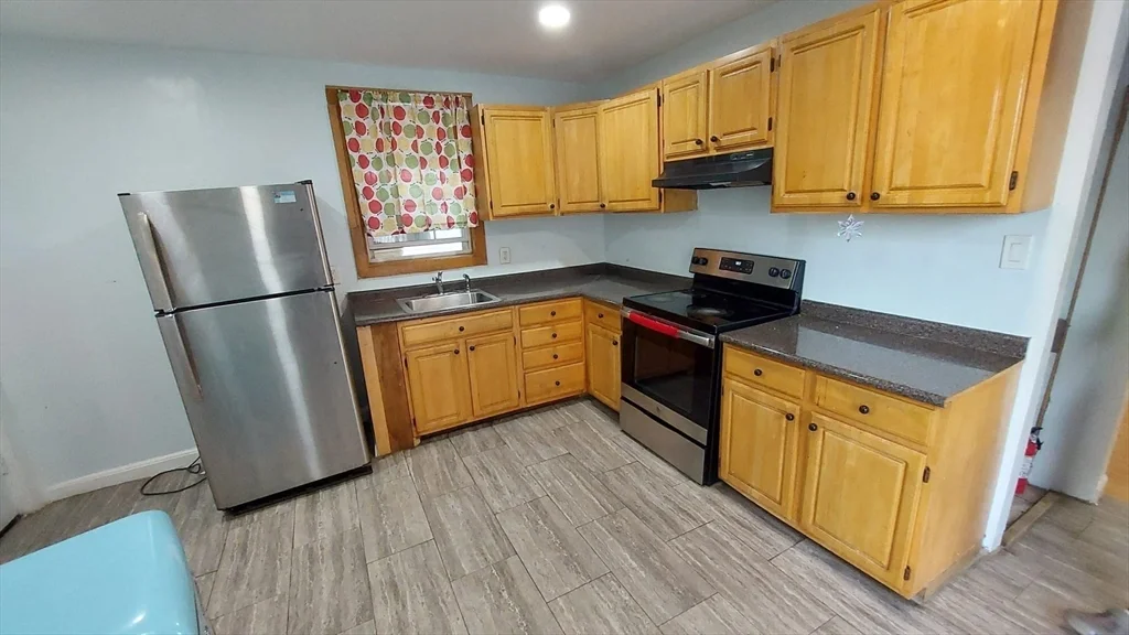 2 bed, 1 bath apartment for rent at 124 Marcella St Unit 1, Roxbury — photo 4 of 13