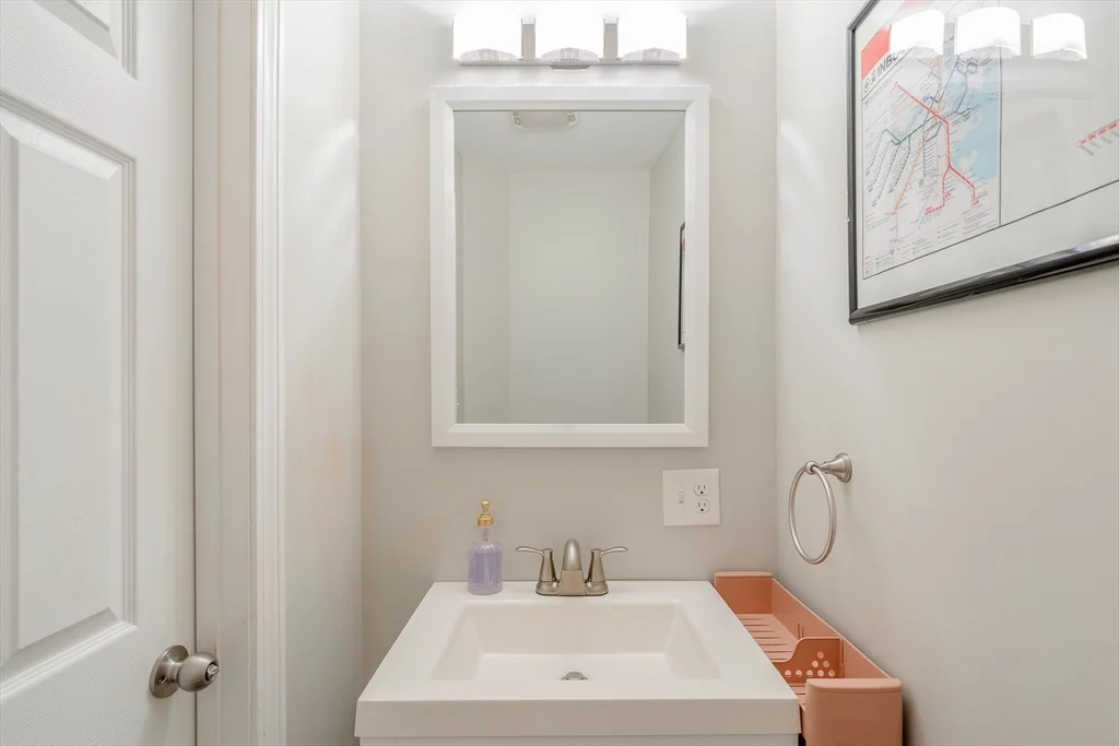 2 bed, 1 bath apartment for rent at 124 Pearson Rd Unit 1, Powder House Square — photo 10 of 13