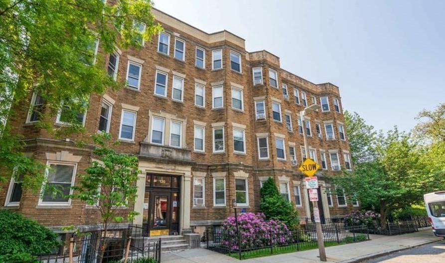 Studio bed, 1 bath apartment for rent at 124 Peterborough St Unit 19, Fenway