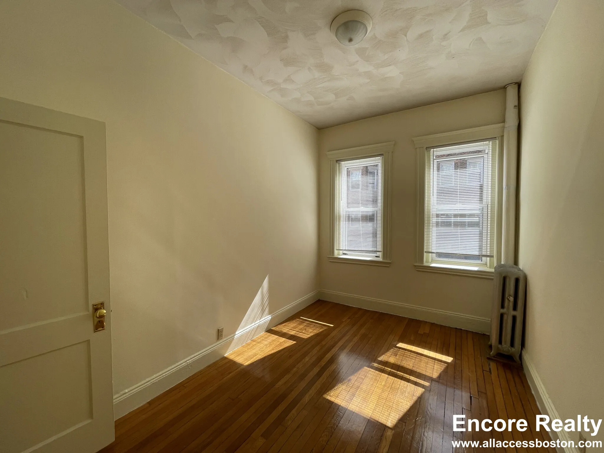1 bed, 1 bath apartment for rent at 124 Peterborough St Unit 4, Fenway — photo 9 of 12