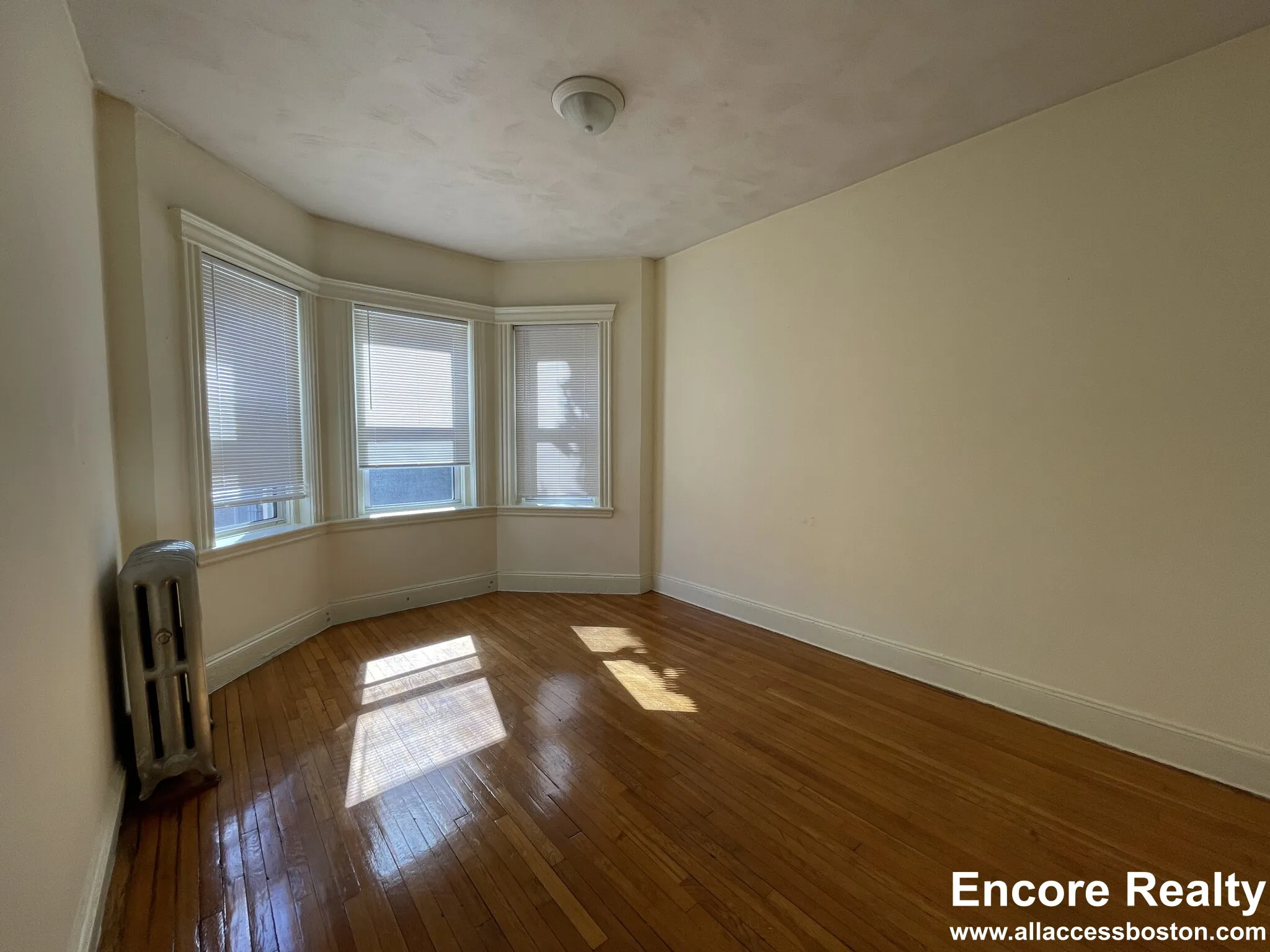 1 bed, 1 bath apartment for rent at 124 Peterborough St Unit 4, Fenway — photo 4 of 12
