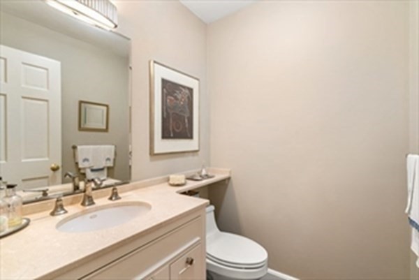 4 bed, 2 bath apartment for rent at 124 Rangeley Rd Unit 124, Chestnut Hill — photo 22 of 27