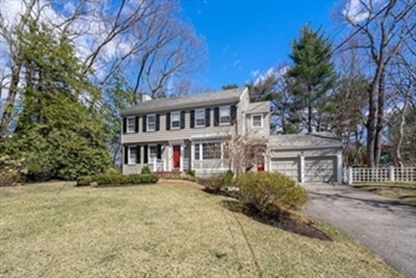4 bed, 2 bath apartment for rent at 124 Rangeley Rd Unit 124, Chestnut Hill — photo 4 of 27