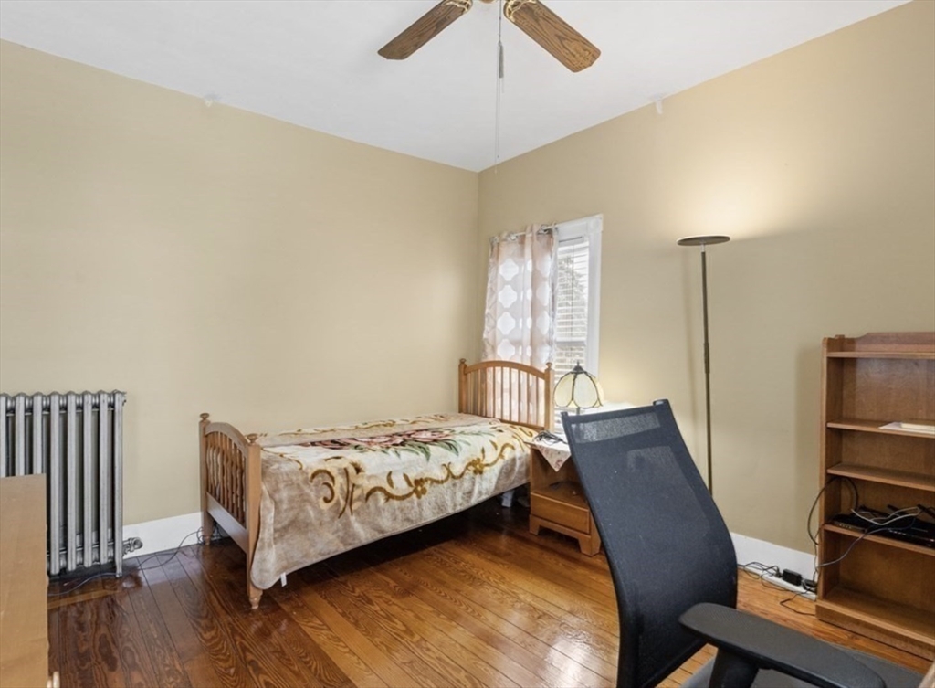 2 bed, 1 bath apartment for rent at 124 Sheridan Ave Unit 1, Medford — photo 7 of 11