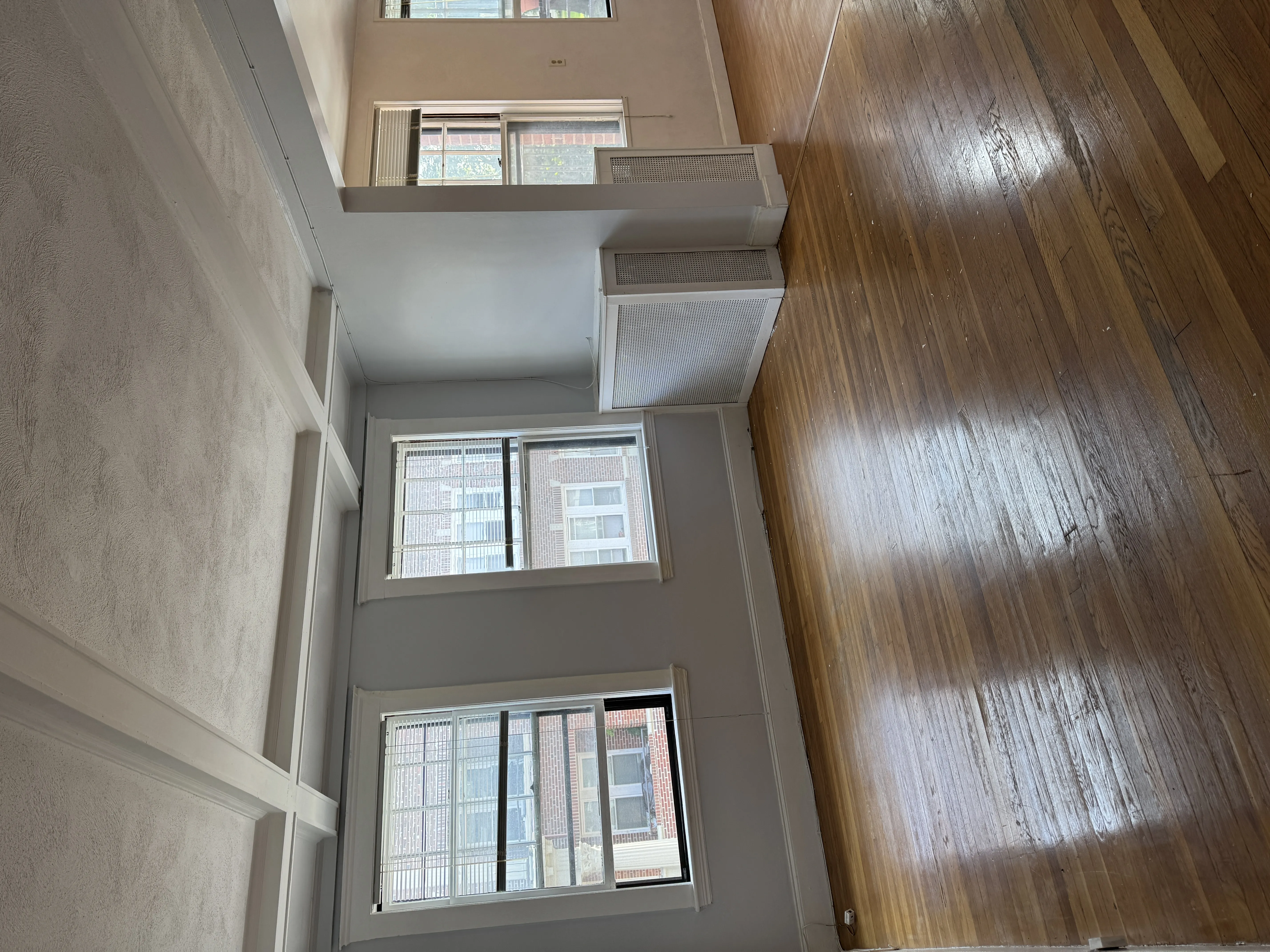 1 bed, 1 bath apartment for rent at 124 Sutherland Rd Unit 5, Brighton — photo 2 of 18