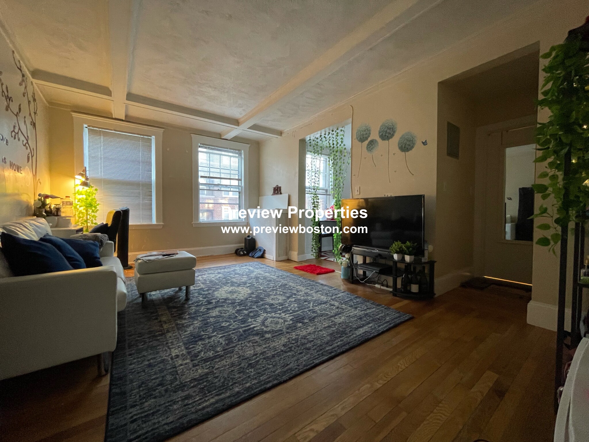 1 bed, 1 bath apartment for rent at 124 Sutherland Rd Unit 5P, Brighton — photo 2 of 5