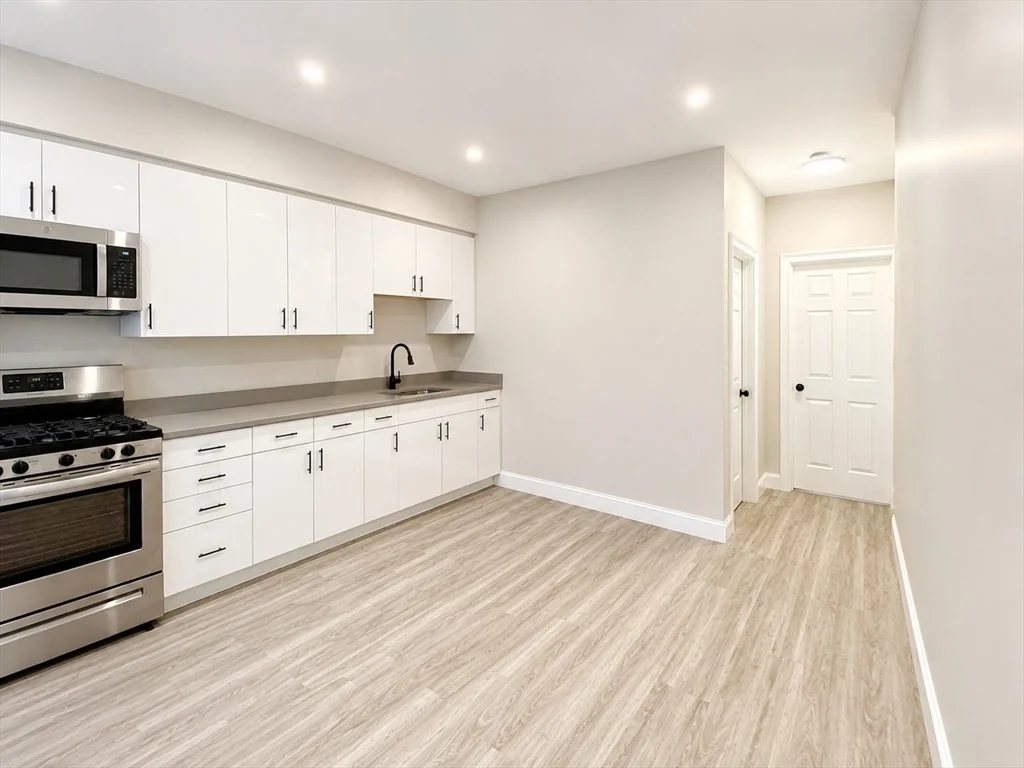 2 bed, 1 bath apartment for rent at 124 Trenton St Unit 2, East Boston — photo 3 of 11