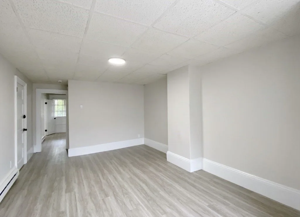 2 bed, 1 bath apartment for rent at 124 Trenton St Unit 3, Eagle Hill — photo 6 of 15