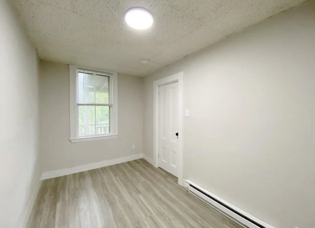 2 bed, 1 bath apartment for rent at 124 Trenton St Unit 3, Eagle Hill — photo 12 of 15