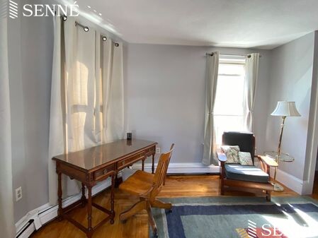 3.5 bed, 1 bath apartment for rent at 124 Walnut St Unit 2, Winter Hill — photo 10 of 11