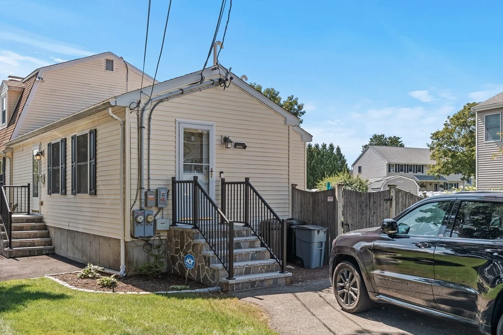 1 bed, 1 bath apartment for rent at 124 Washington St Unit A, Woburn — photo 12 of 12