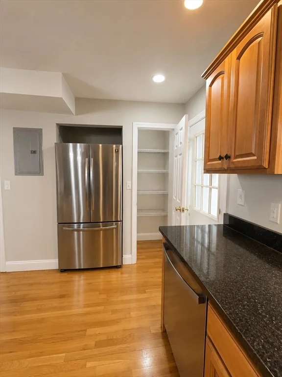 3 bed, 2 bath apartment for rent at 124 West 7th Unit D, South Boston — photo 3 of 12