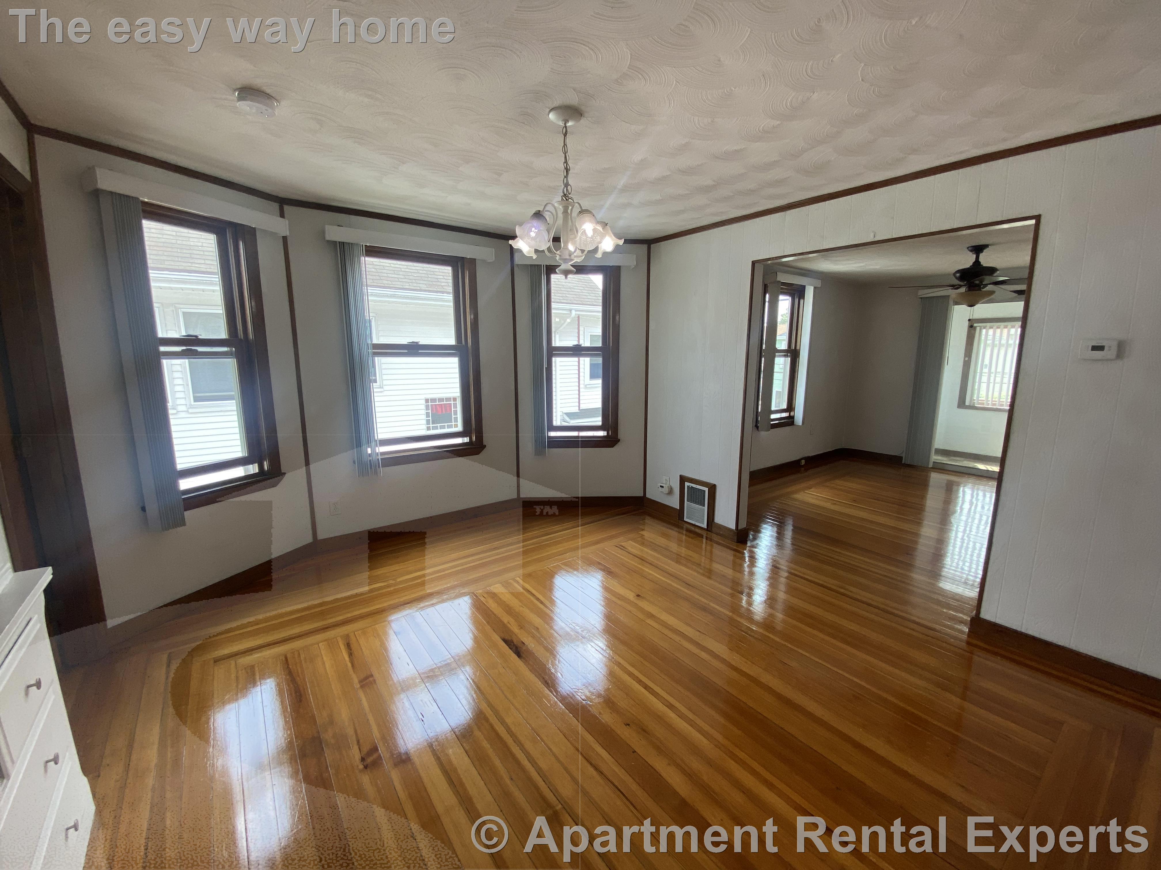 2 bed, 1 bath apartment for rent at 124 Willis Ave Unit 2, Tufts — photo 1 of 15