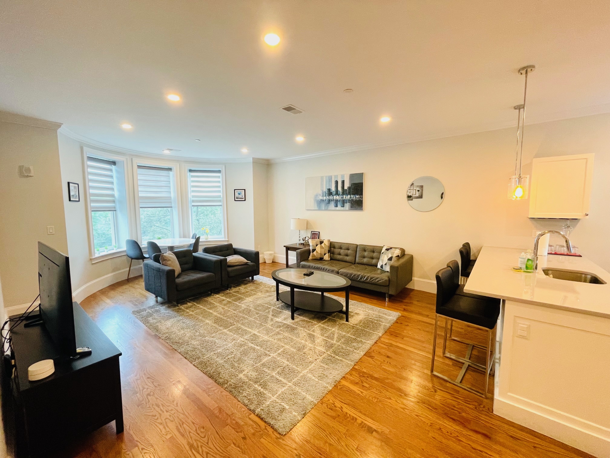 2 bed, 2 bath apartment for rent at 1240 Beacon St Unit 4, Coolidge Corner — photo 2 of 8