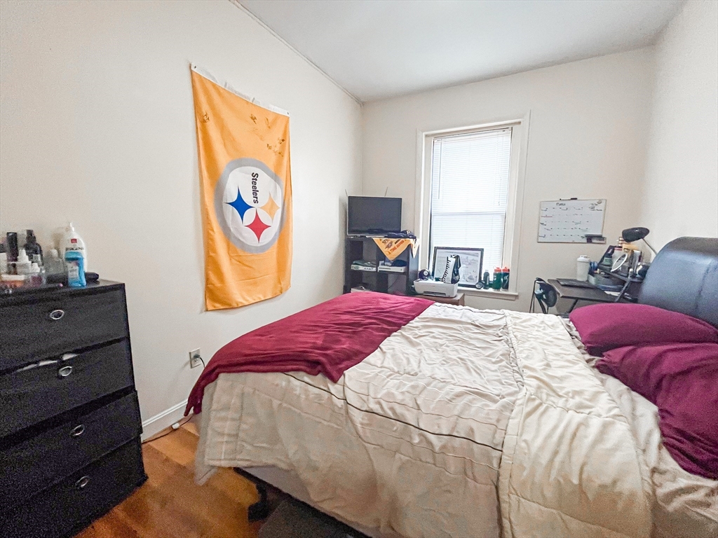 2 bed, 1 bath apartment for rent at 1242 Commonwealth Ave Unit 26, Brighton