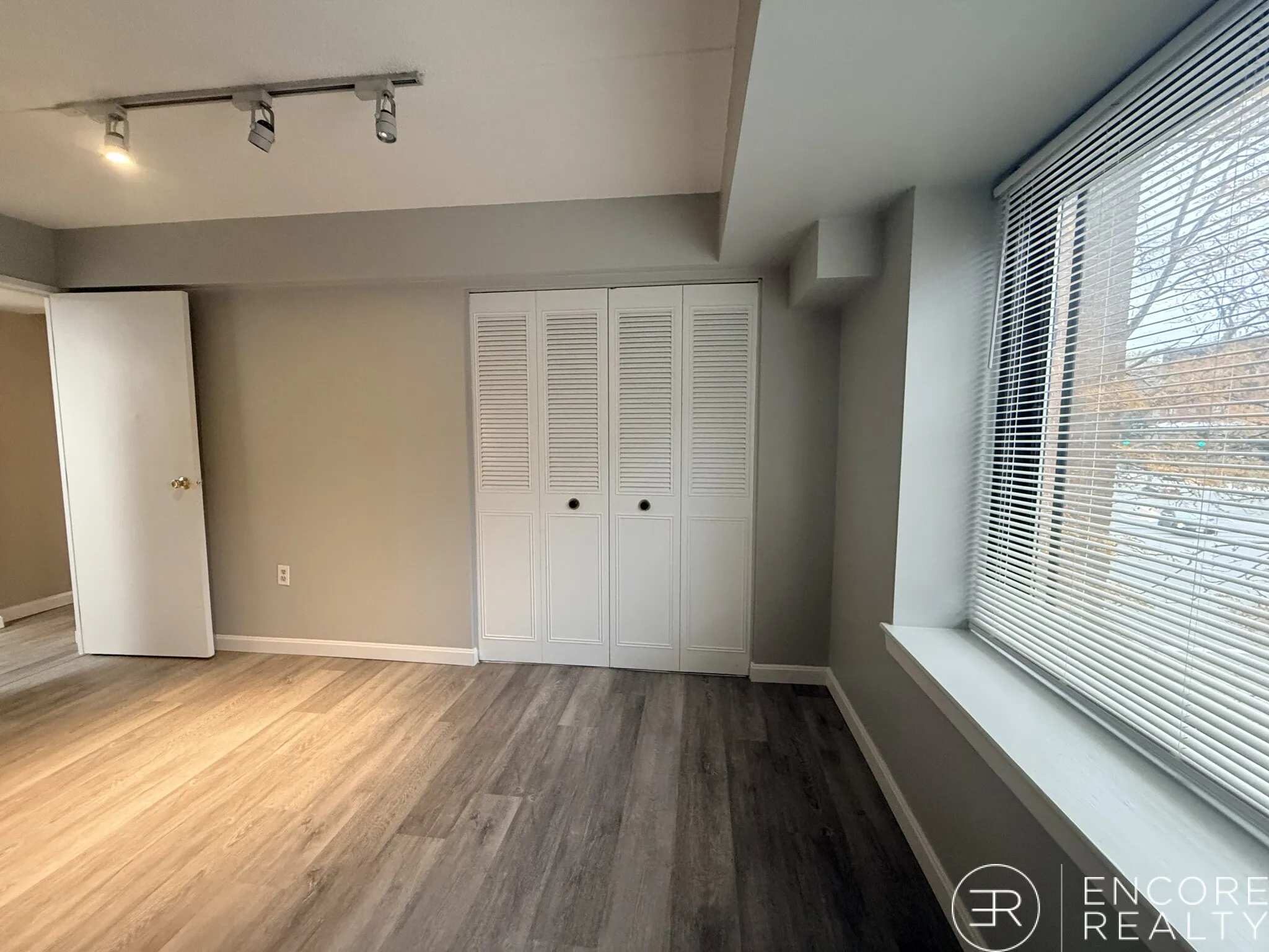 2 bed, 2 bath apartment for rent at 1243 Beacon St Unit 1243-2C, Coolidge Corner — photo 7 of 11