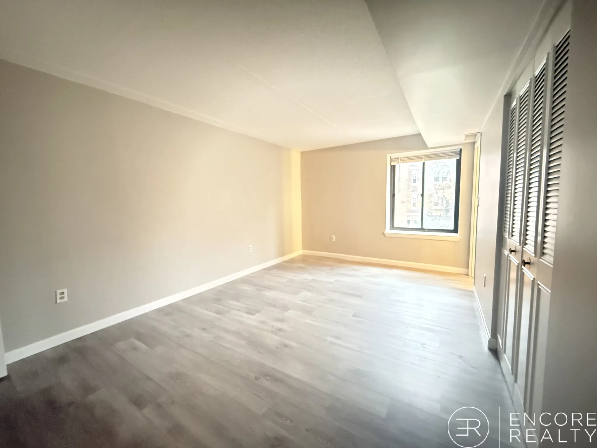 2 bed, 2 bath apartment for rent at 1243 Beacon St Unit 1243-2C, Coolidge Corner — photo 9 of 11