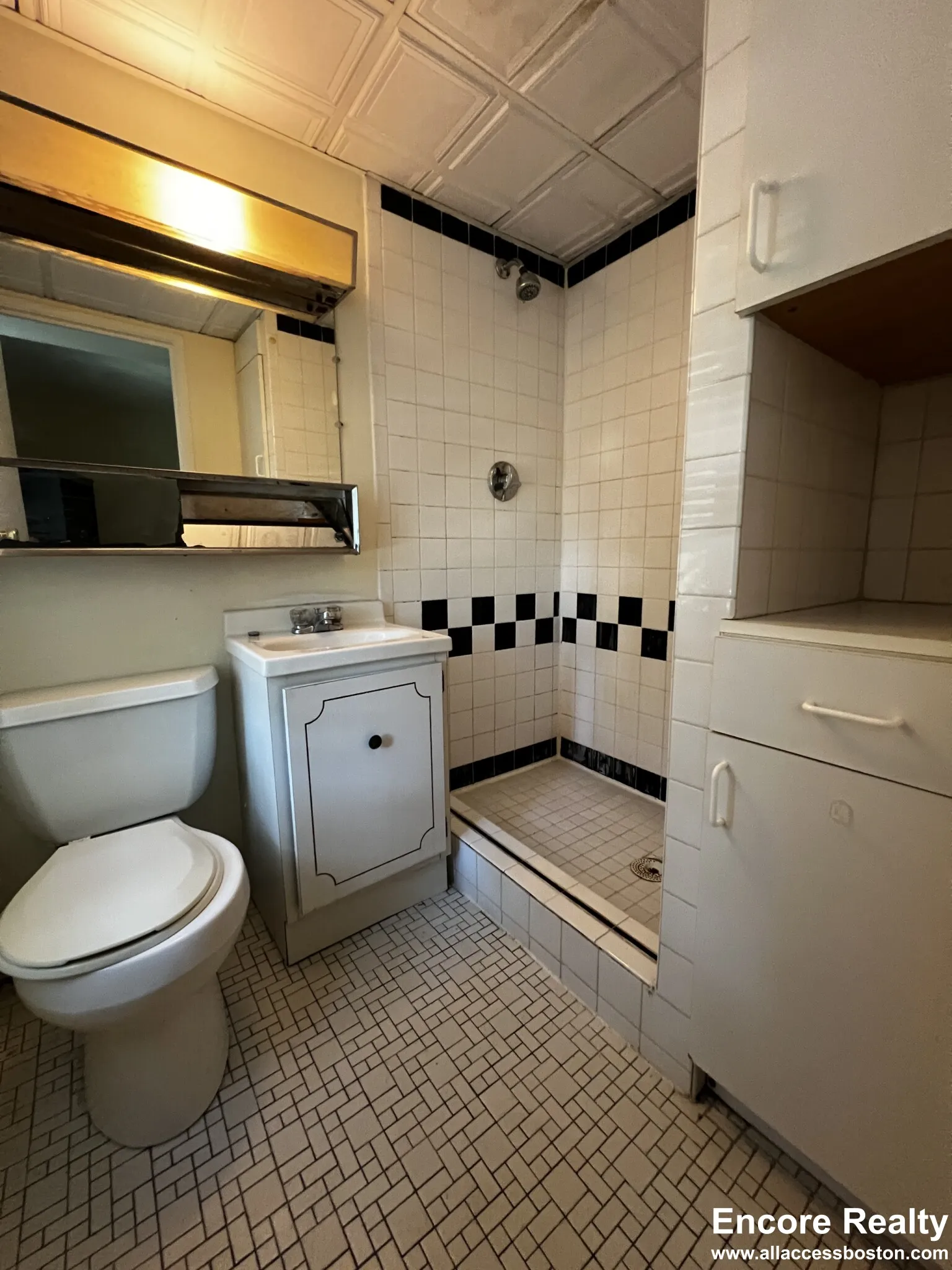 2 bed, 2 bath apartment for rent at 1243 Beacon St Unit 2, Coolidge Corner — photo 10 of 25