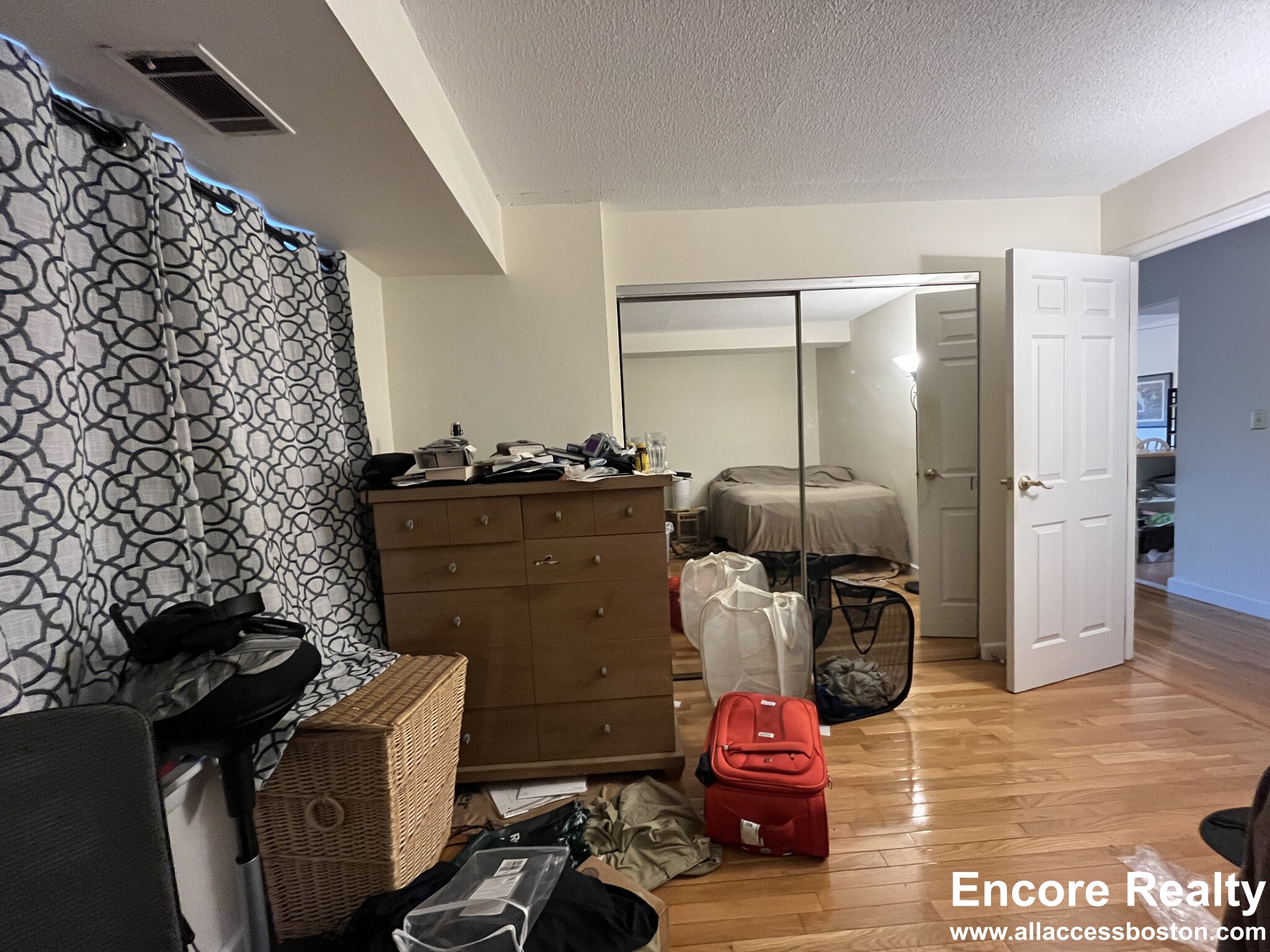 2 bed, 2 bath apartment for rent at 1243 Beacon St Unit 3A, Coolidge Corner — photo 15 of 27