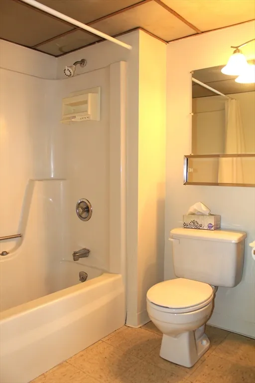1 bed, 1 bath apartment for rent at 1243 Beacon St Unit 7D, Coolidge Corner — photo 11 of 12