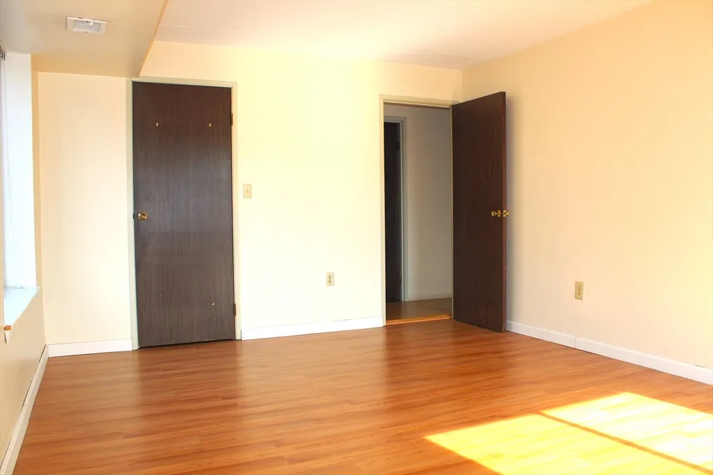 1 bed, 1 bath apartment for rent at 1243 Beacon St Unit 7D, Coolidge Corner — photo 8 of 12
