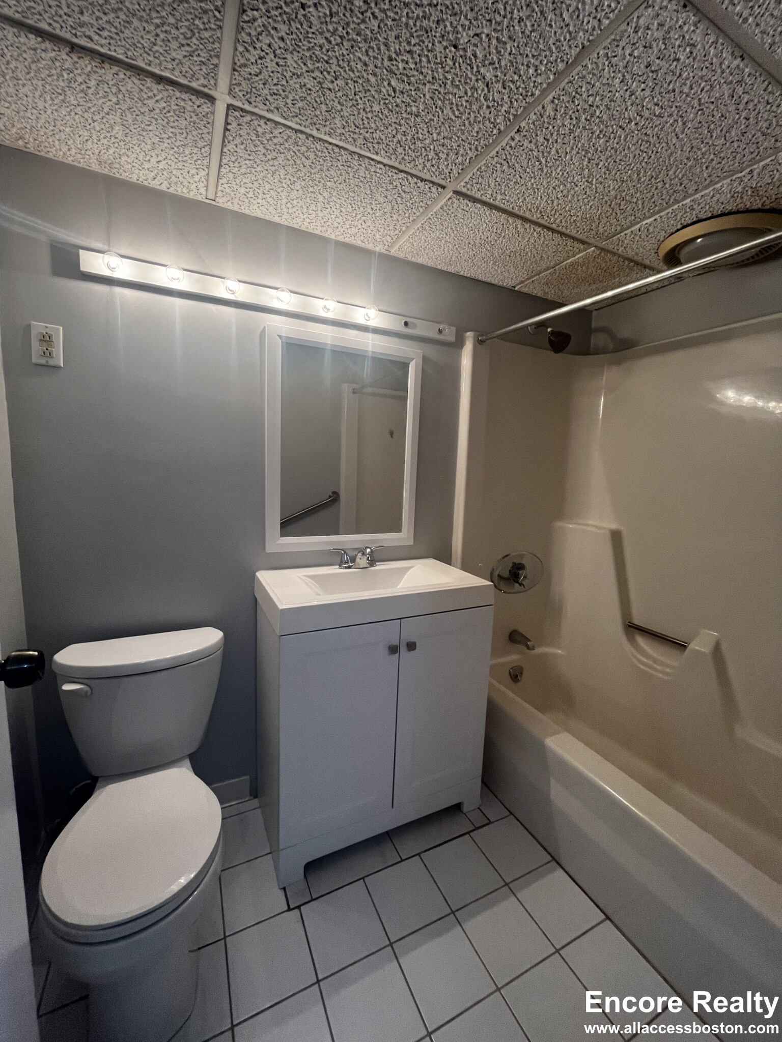 2 bed, 2 bath apartment for rent at 1243 Beacon St Unit 8B, Coolidge Corner — photo 8 of 19