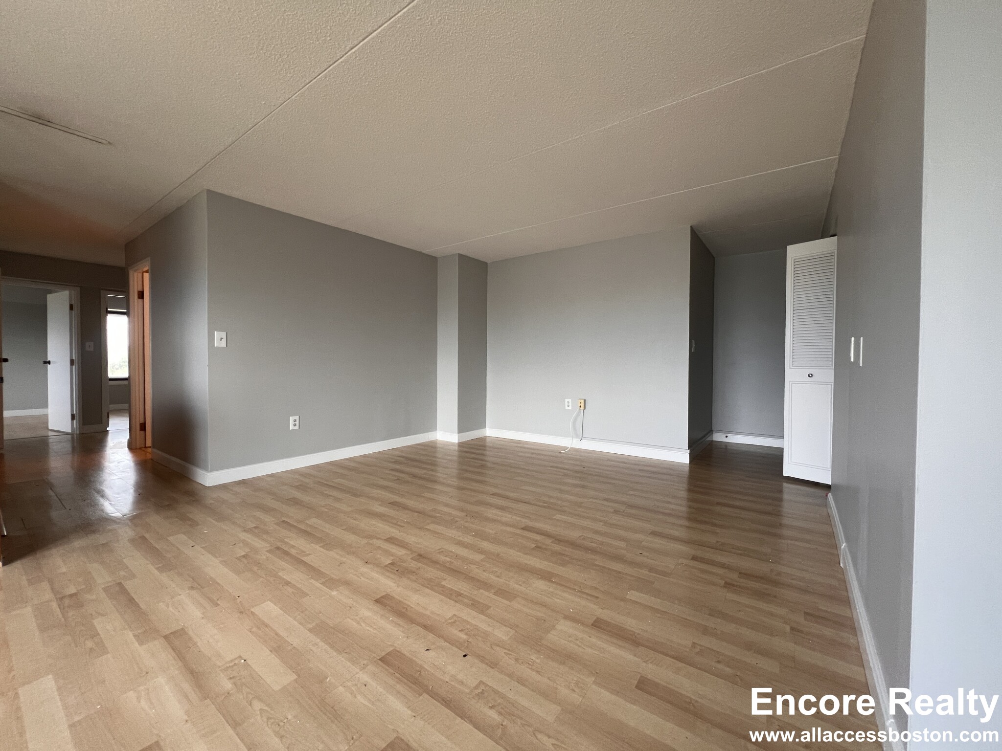 2 bed, 2 bath apartment for rent at 1243 Beacon St Unit 8B, Coolidge Corner