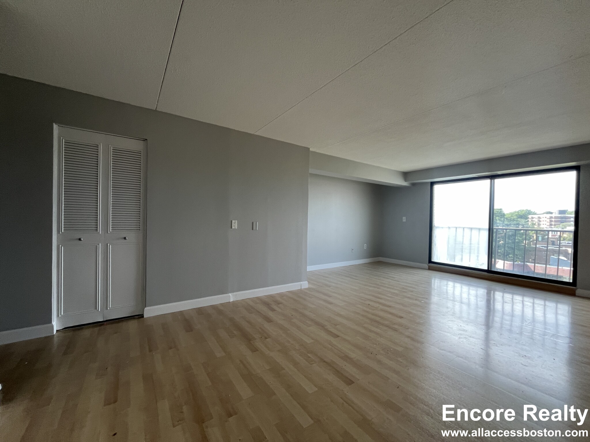 2 bed, 2 bath apartment for rent at 1243 Beacon St Unit 8B, Coolidge Corner — photo 2 of 19