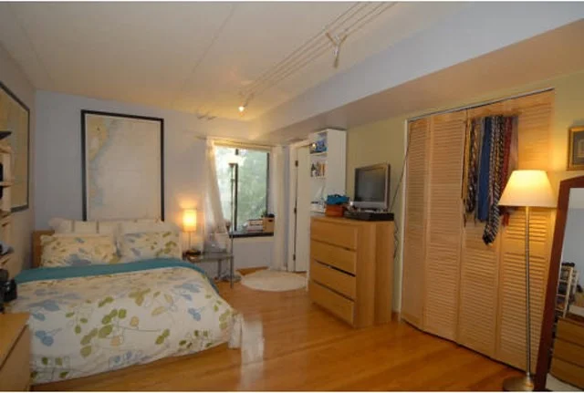 2 bed, 2 bath apartment for rent at 1243 Beacon Unit 3C, Coolidge Corner — photo 8 of 8