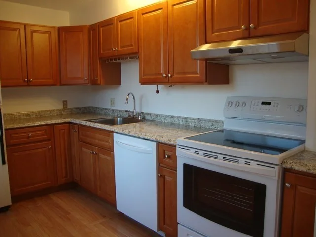 2 bed, 2 bath apartment for rent at 1243 Beacon Unit 3C, Coolidge Corner — photo 5 of 8