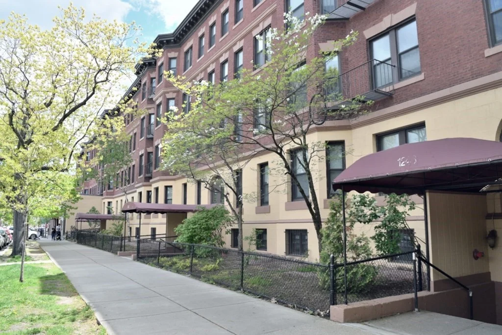 1 bed, 1 bath apartment for rent at 1246 Commonwealth Ave Unit 11, Allston — photo 5 of 7