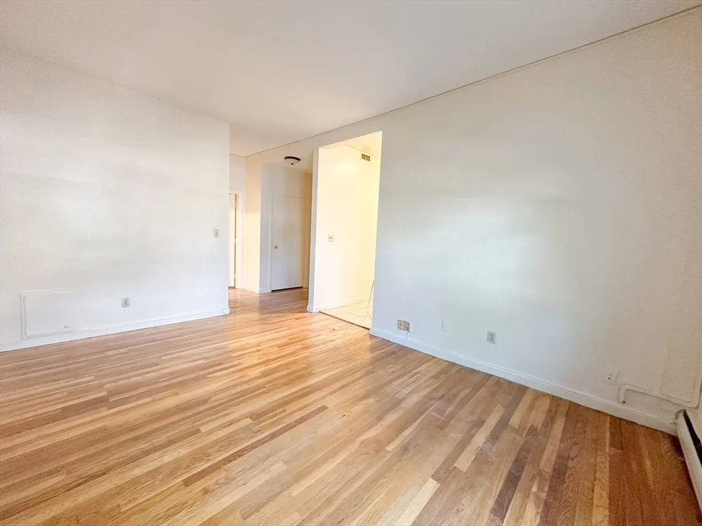 1 bed, 1 bath apartment for rent at 1246 Commonwealth Ave Unit 21, Brighton — photo 6 of 9